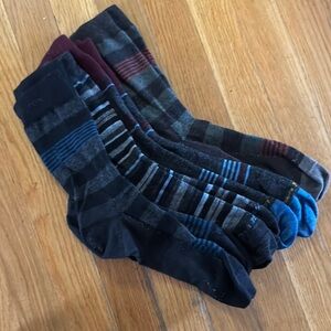 Darn Tough 4 pairs of crew light socks - size Large